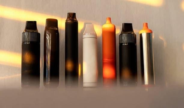 Kompletní recenze a průvodce jak vybrat elektronická cigareta e tipy na výběr příslušenství a bezpečné používání