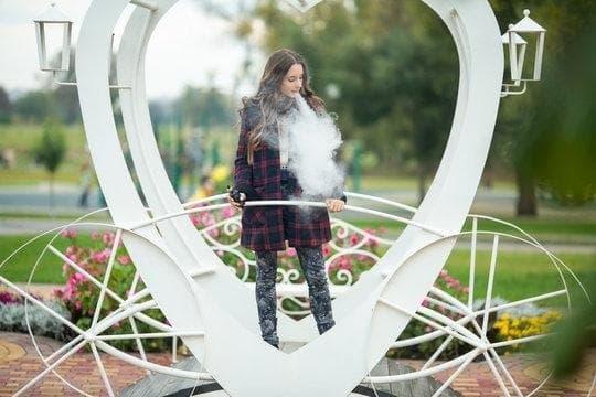 Elektronická cigareta e shop a e shop průvodce nejlepším výběrem, recenzemi a akcemi